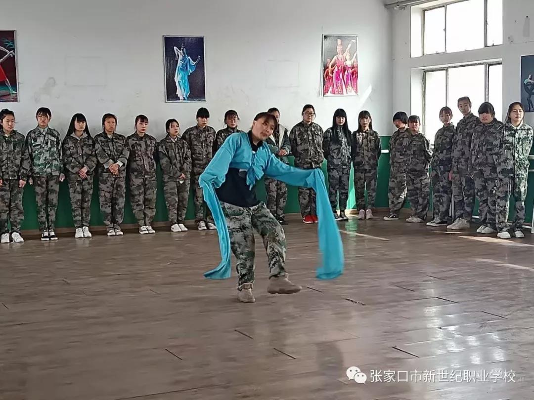 选拔幼师2.jpg